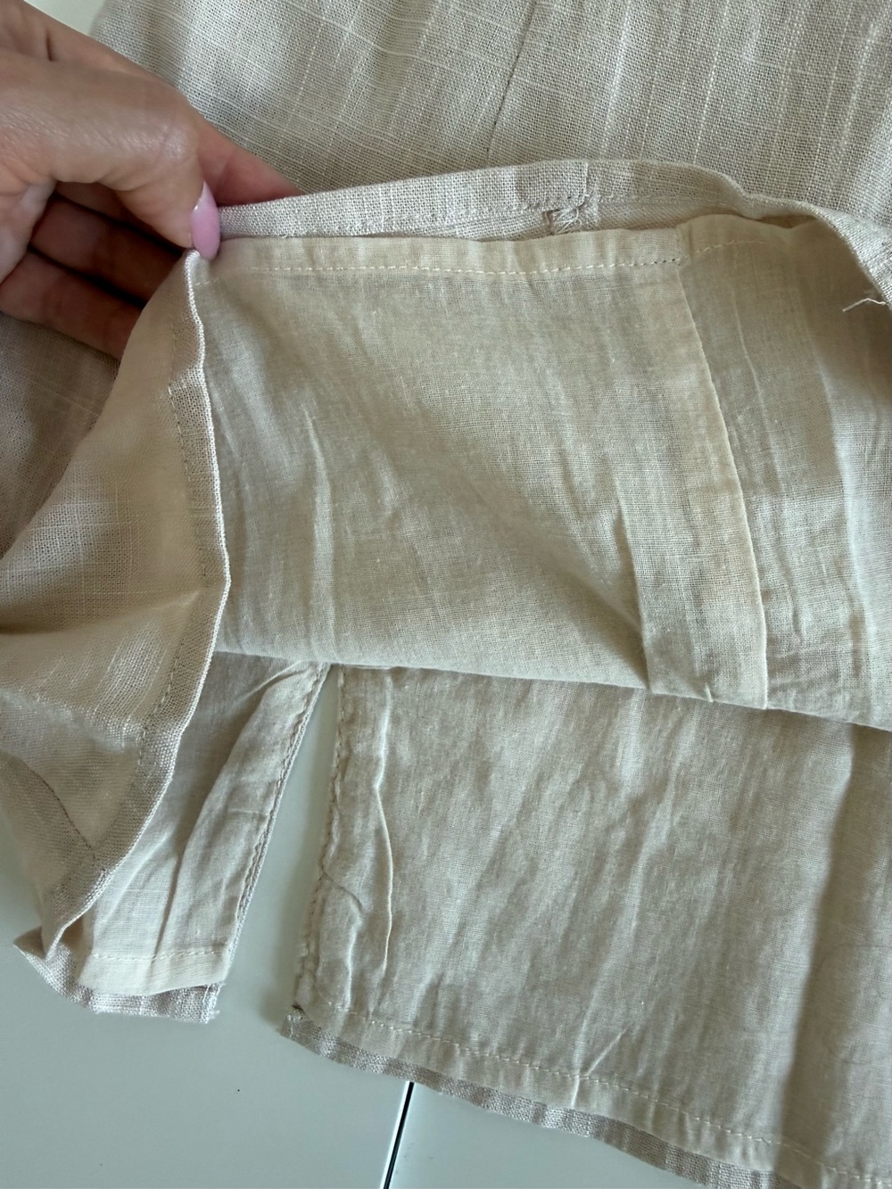 NWT Lulu's Neutral Beige Linen-Blend Mini Skirt with Front Slit Size XS - Picture 3 of 5